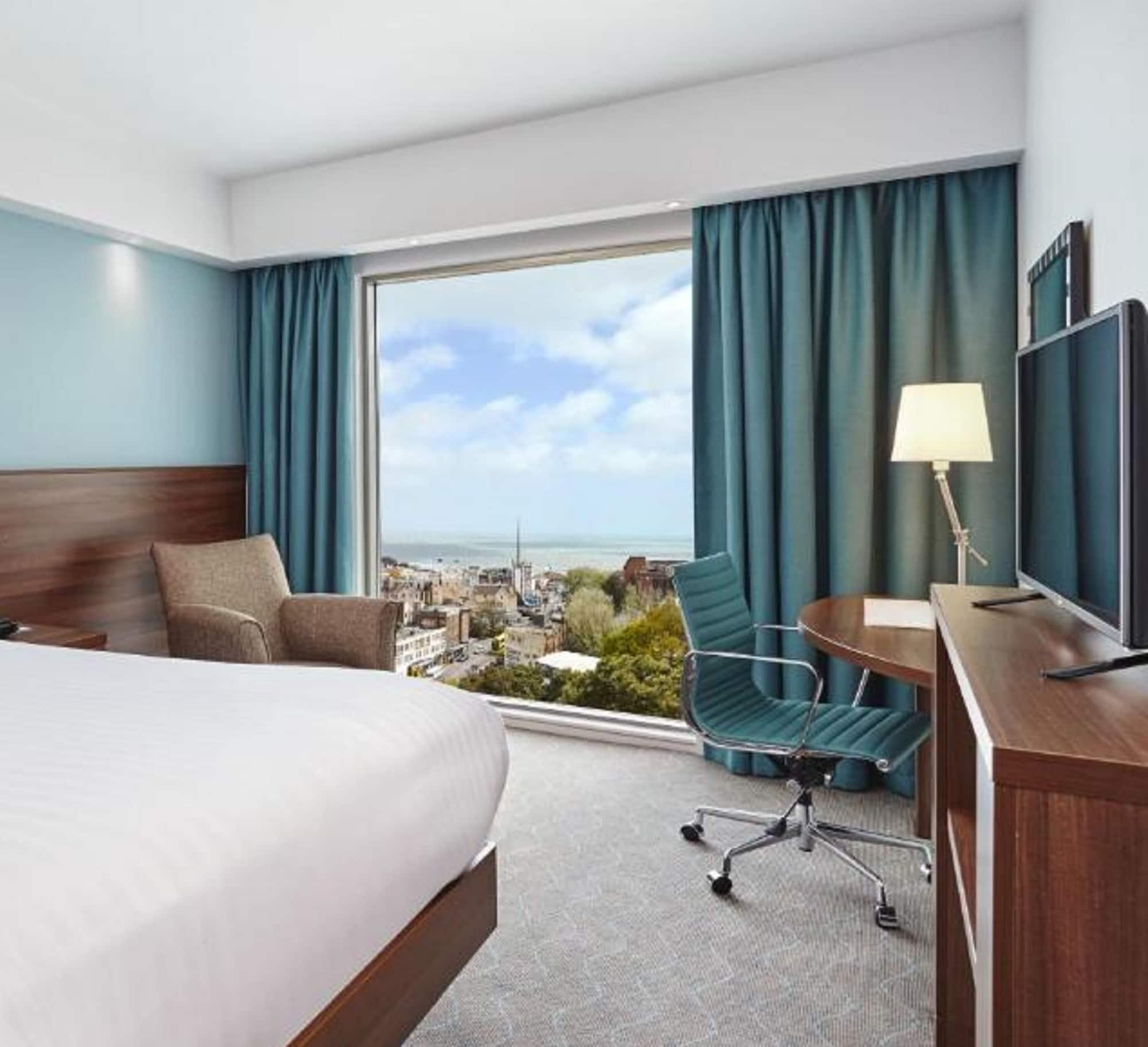 Hampton By Hilton Bournemouth Otel Dış mekan fotoğraf